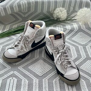 Nike Blazer Mid Pro Club Mens Shoes